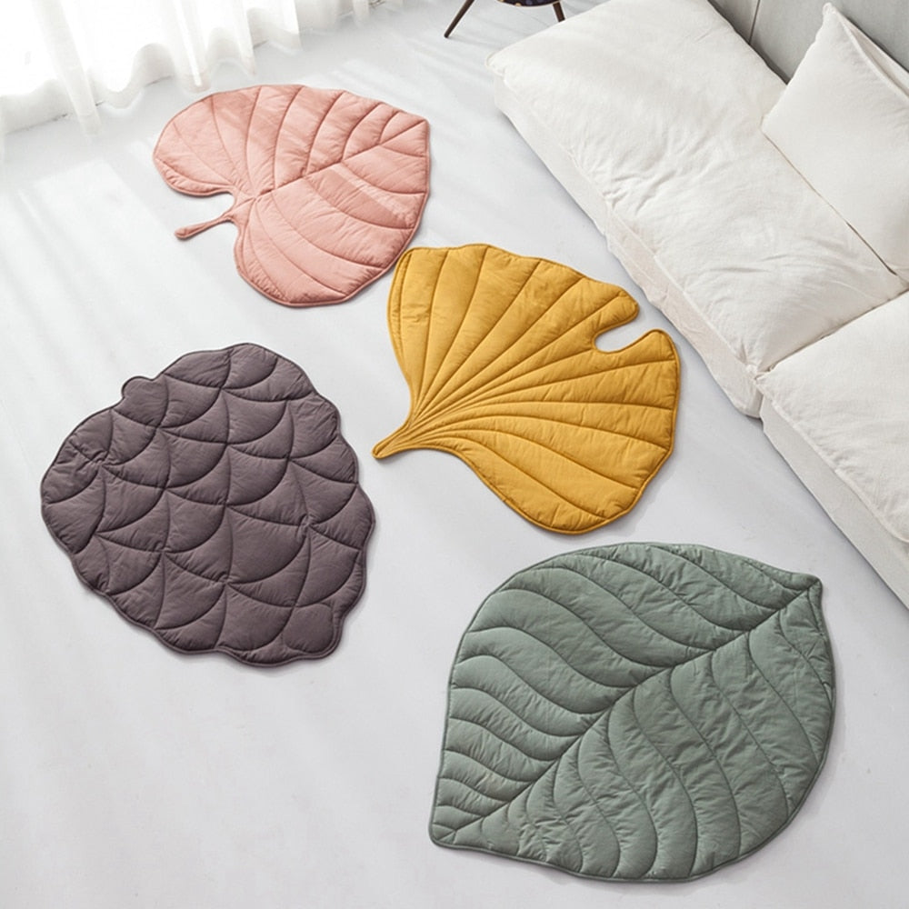 LEAF SHAPE DOG BLANKET